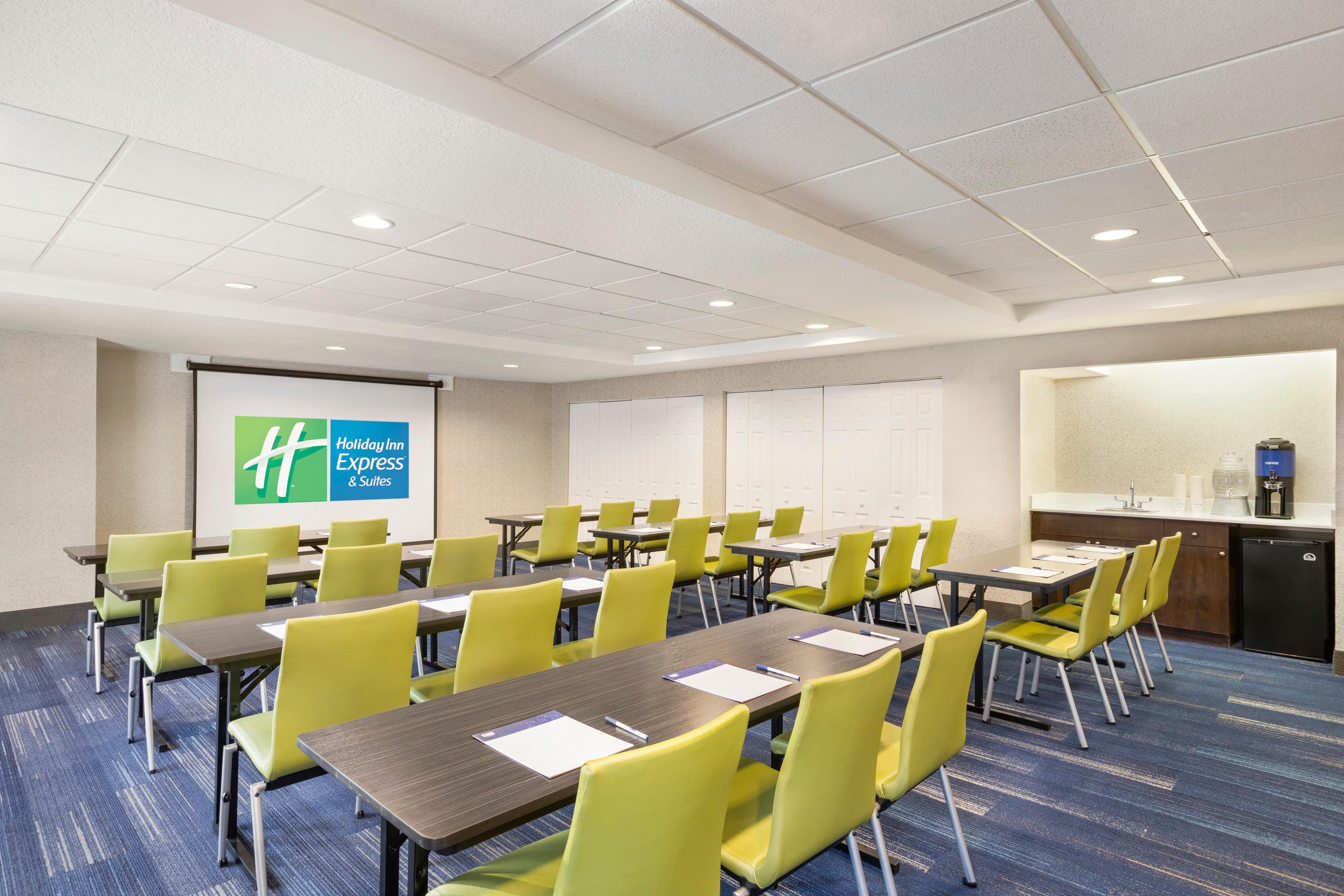 Hotel Express & Sarasota East By Ihg 3*