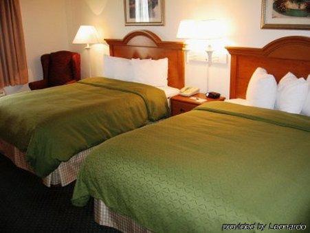 Hotel Express & Sarasota East By Ihg 3*