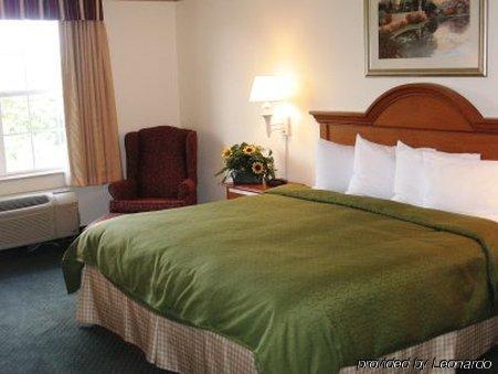 Express & Sarasota East By Ihg