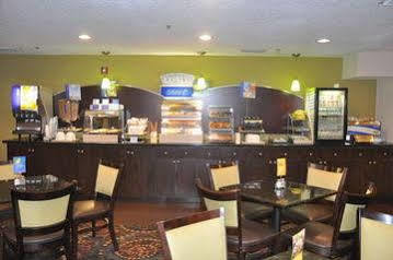 Hotel Express & Sarasota East By Ihg Vamo